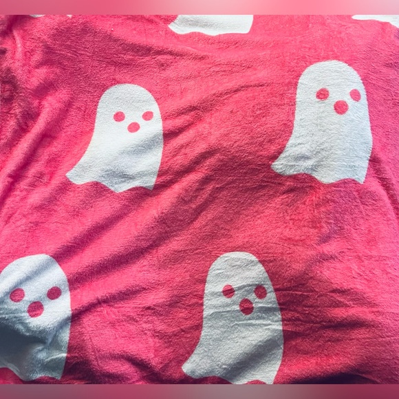Viral Pink Ghost Tik Tok Blanket XL - Picture 8 of 8